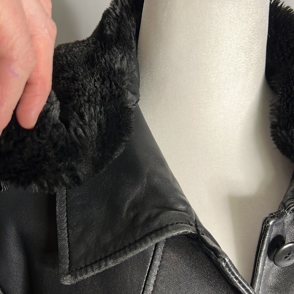 Danier Black Leather Button Up Coat - Picture 3 of 12